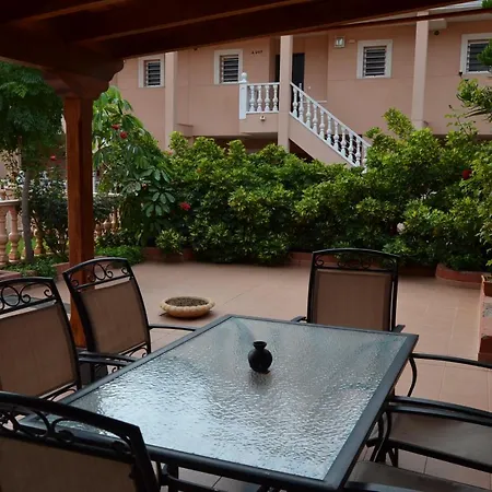 Jardines Del Duque 3 Bedrooms 43